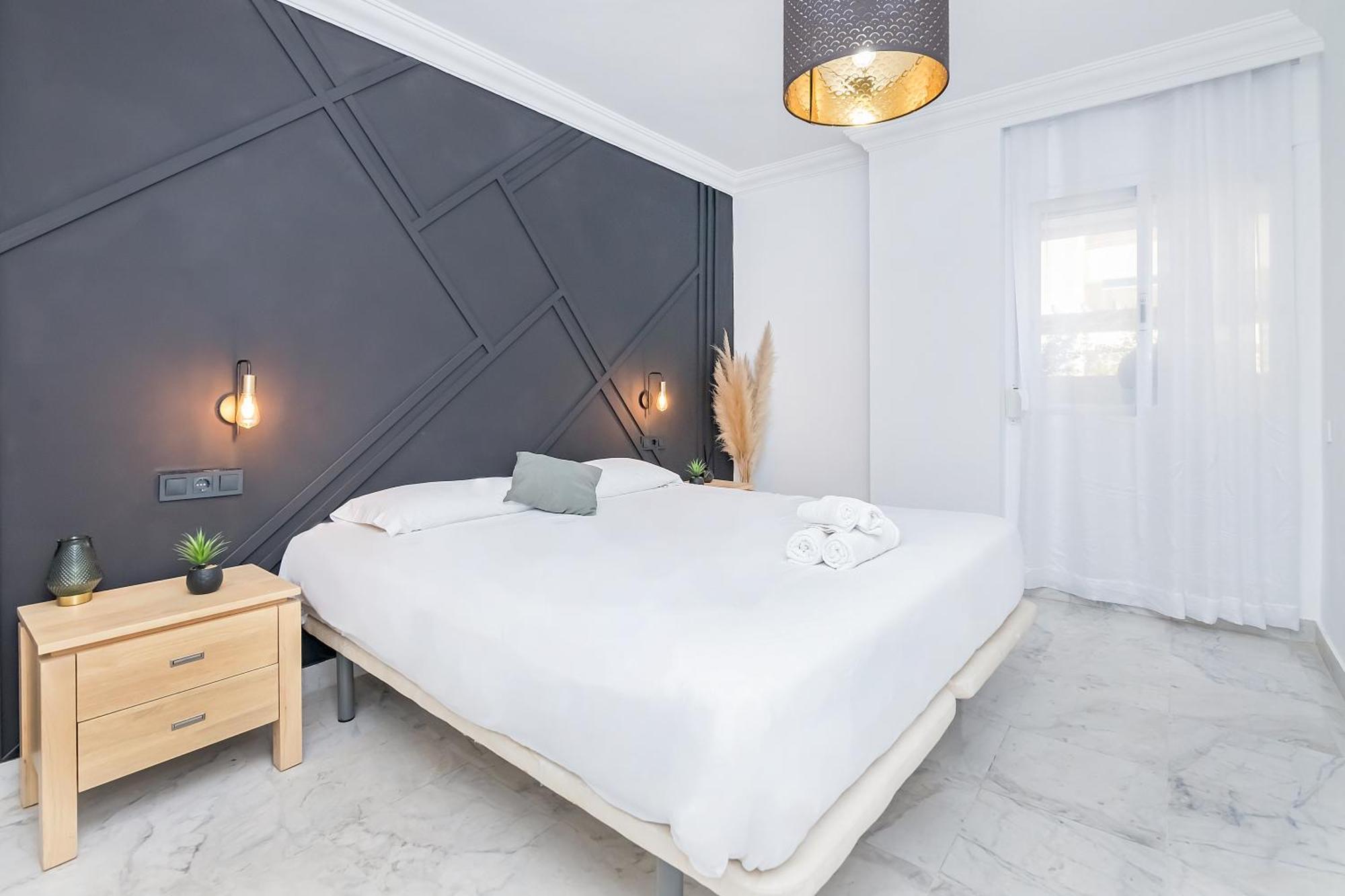 Appartement Bhost - Marina Banus à Marbellac Extérieur photo